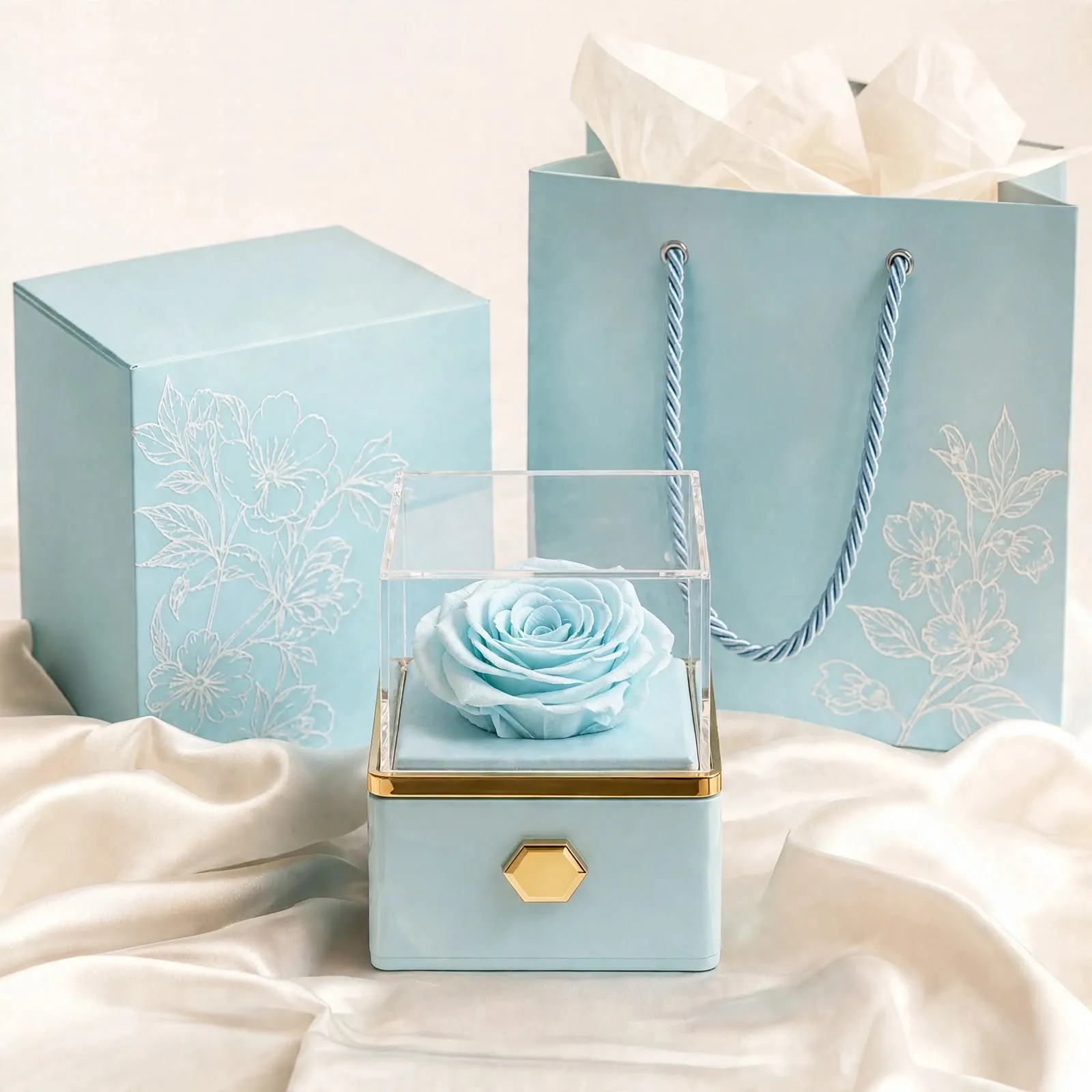 Square red Eternal Rose Box — atelier presentation